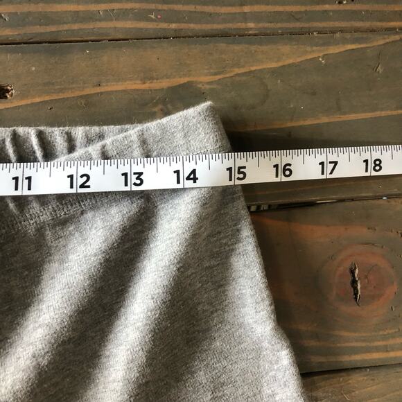 Abercrombie and Fitch Gym Issue gray knit cropped leggings women's size large - Picture 3 of 8